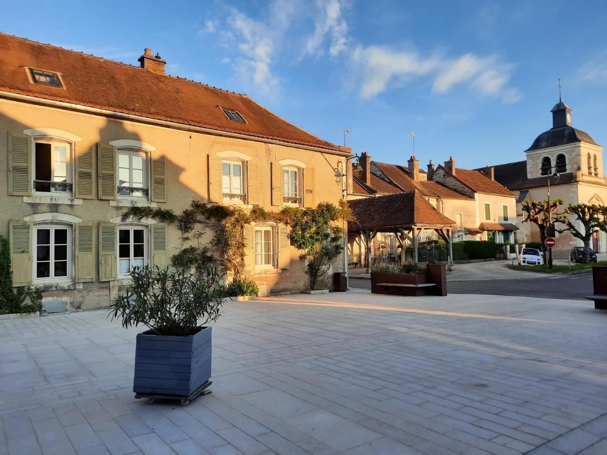 La Virgule De Tanlay Bed and Breakfast Eksteriør billede